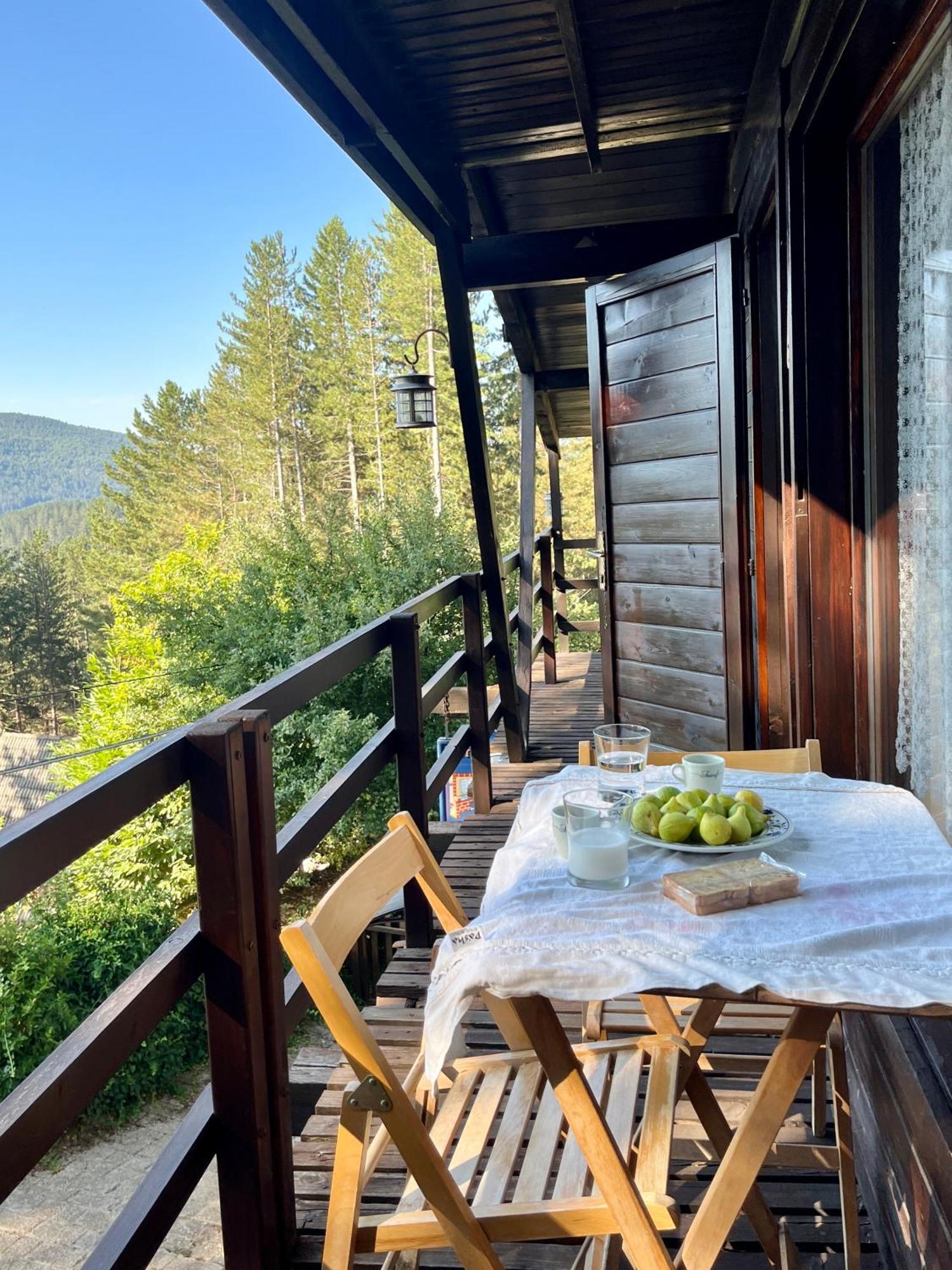 Chalet Natura La Taverna Dei 3 Porcellini Cavaliere  Eksteriør bilde