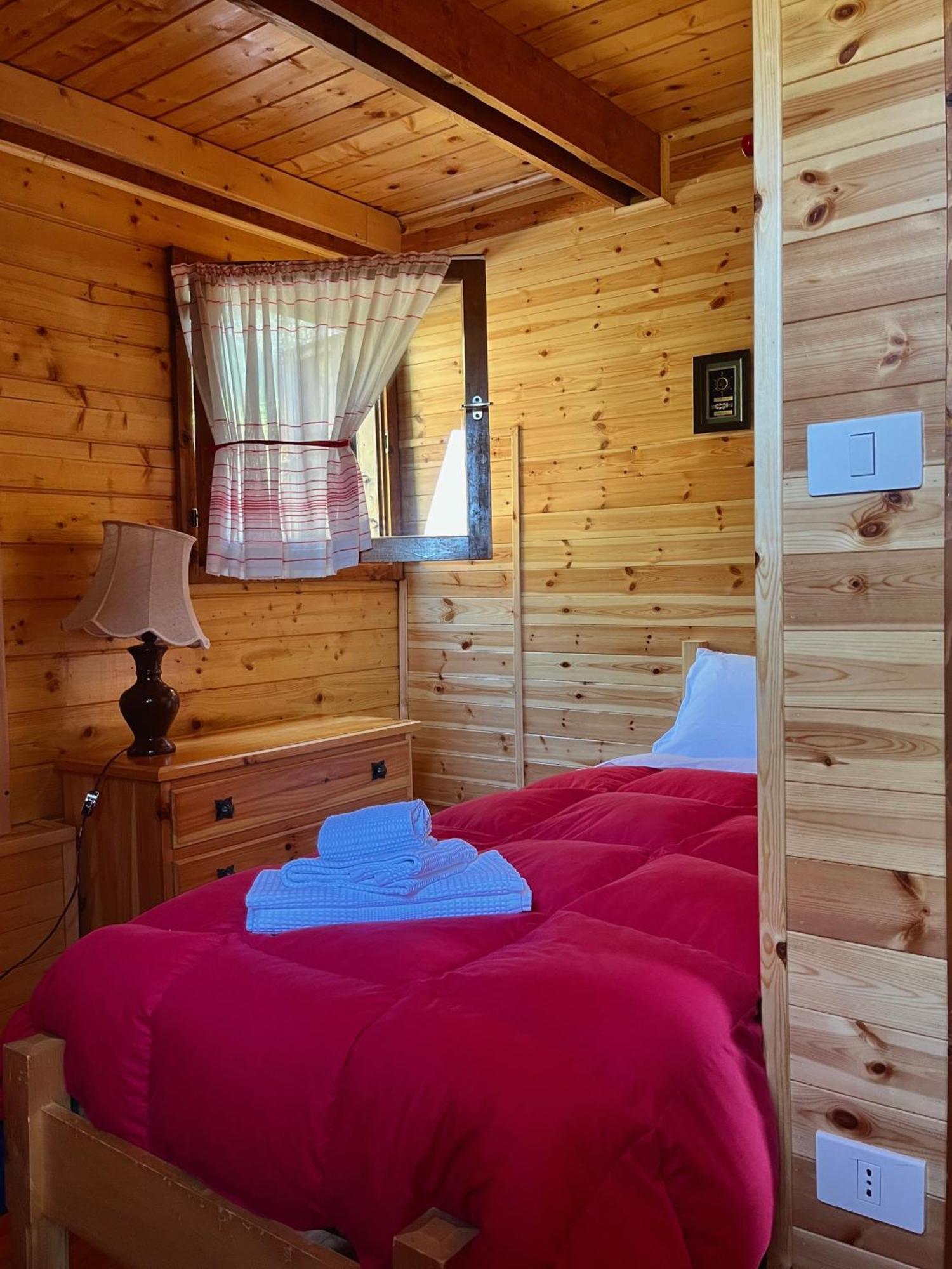 Chalet Natura La Taverna Dei 3 Porcellini Cavaliere  Eksteriør bilde