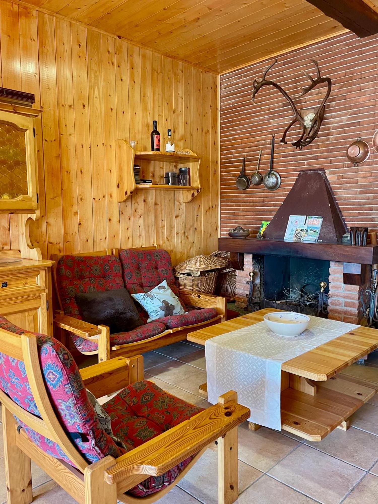 Chalet Natura La Taverna Dei 3 Porcellini Cavaliere  Eksteriør bilde